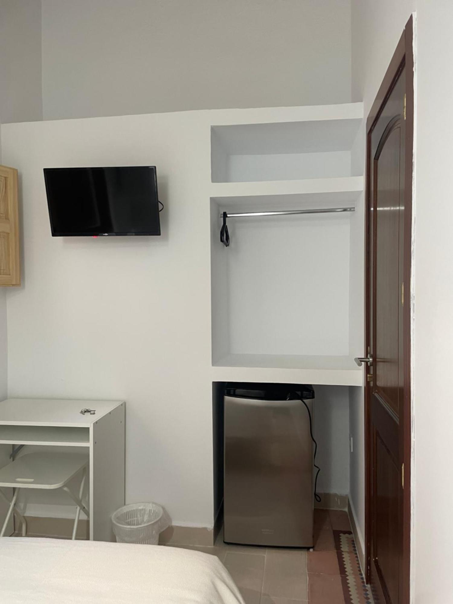 Alojamiento Ricar Apartment Valencia Exterior photo